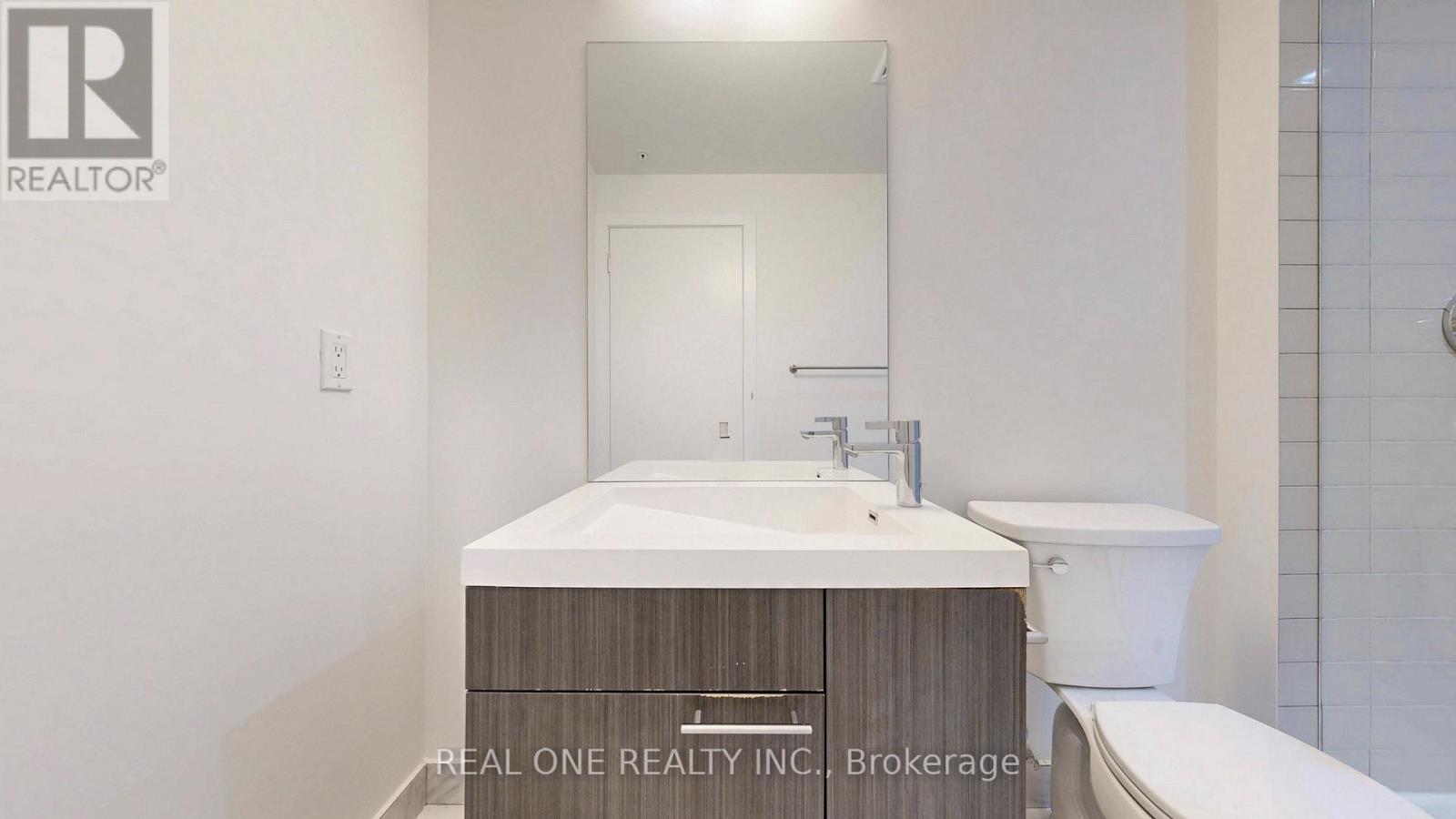 #3002 30 NELSON STREET - 21