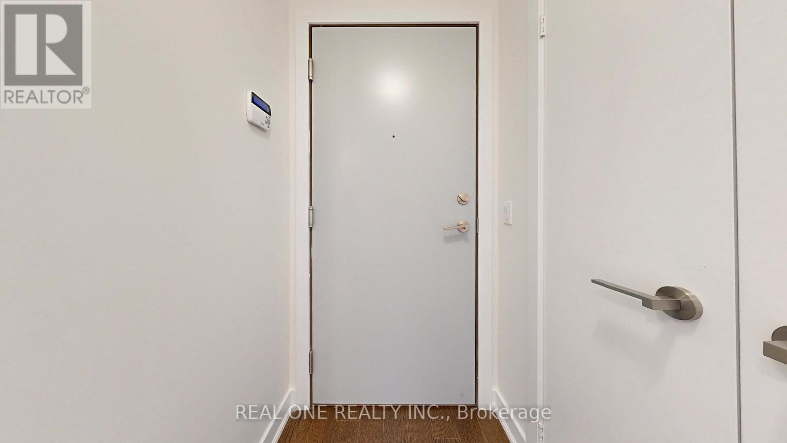 #3002 30 NELSON STREET - 6