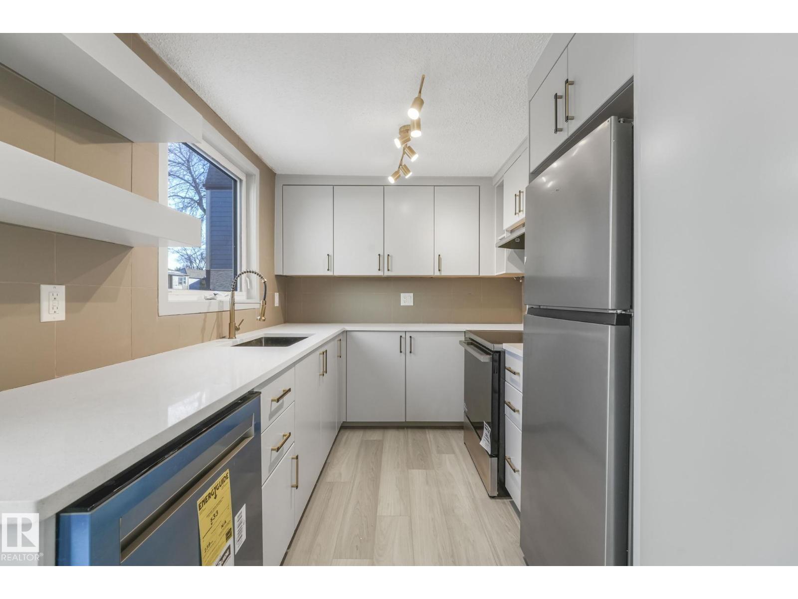 81 Willowdale PL NW, Edmonton