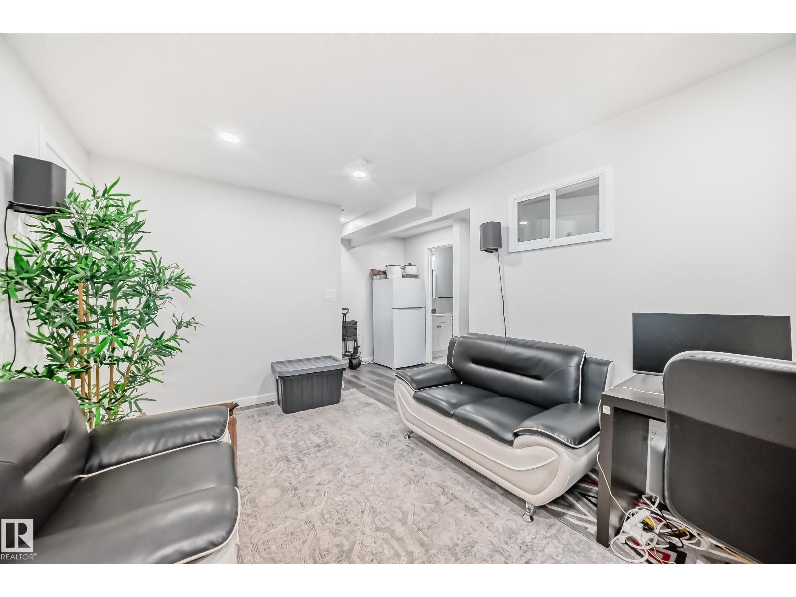 5868 ANTHONY CR SW, Edmonton