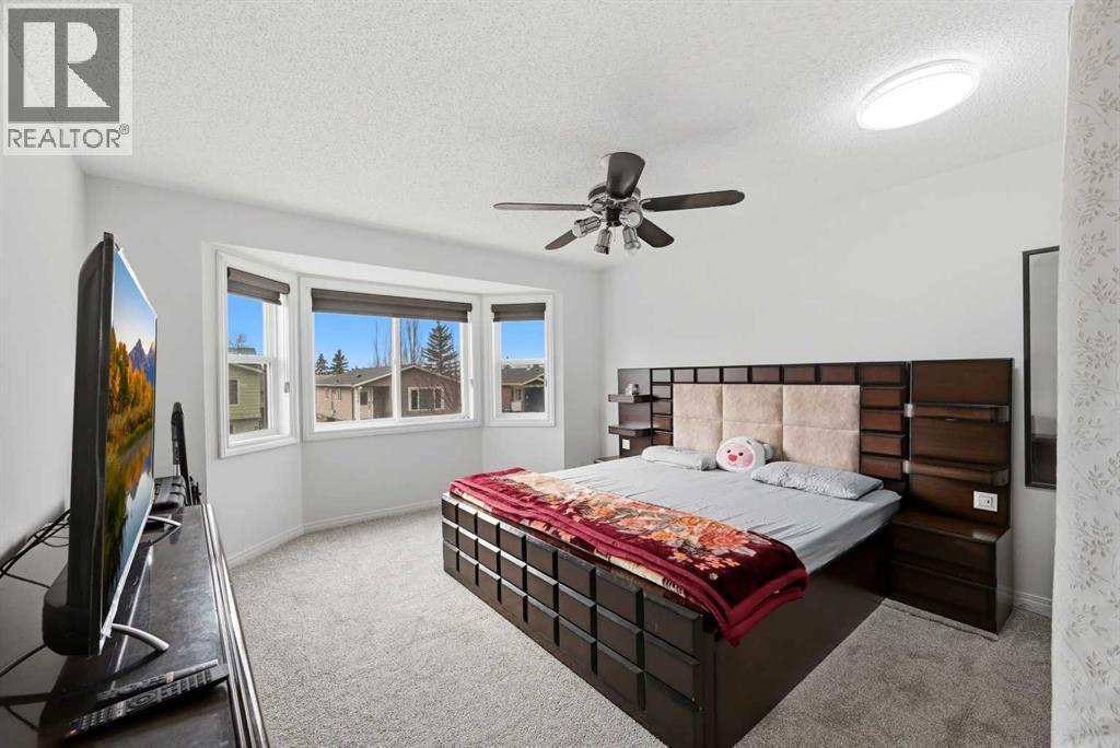 Single Family House for Sale in  Castlebrook Road NE Castleridge Calgary 