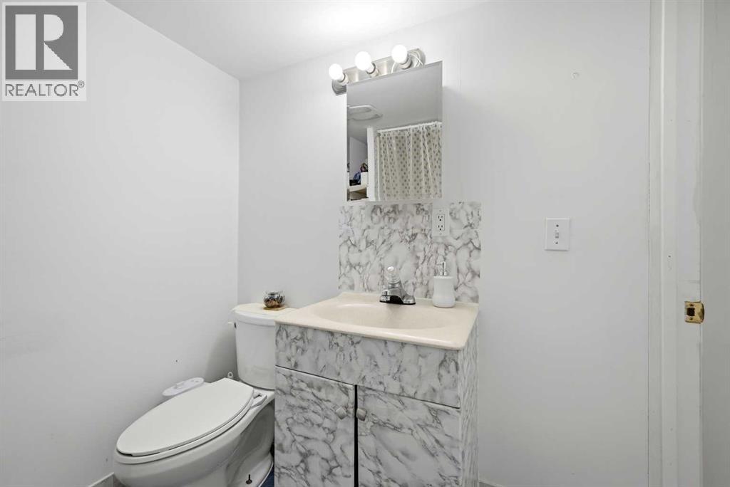 Single Family House for Sale in  Castlebrook Road NE Castleridge Calgary 