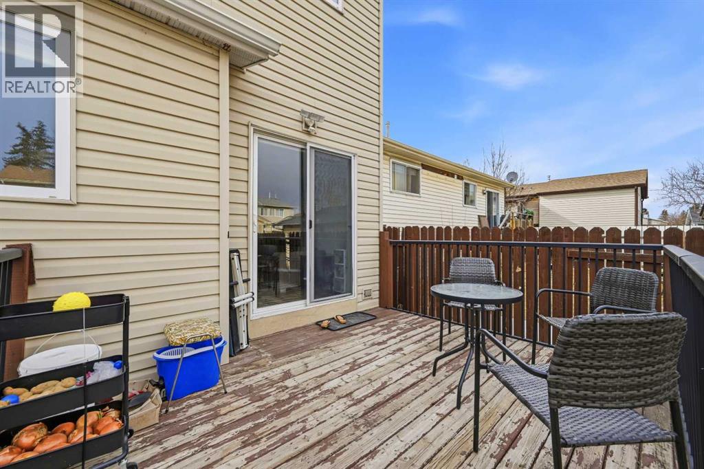 Single Family House for Sale in  Castlebrook Road NE Castleridge Calgary 