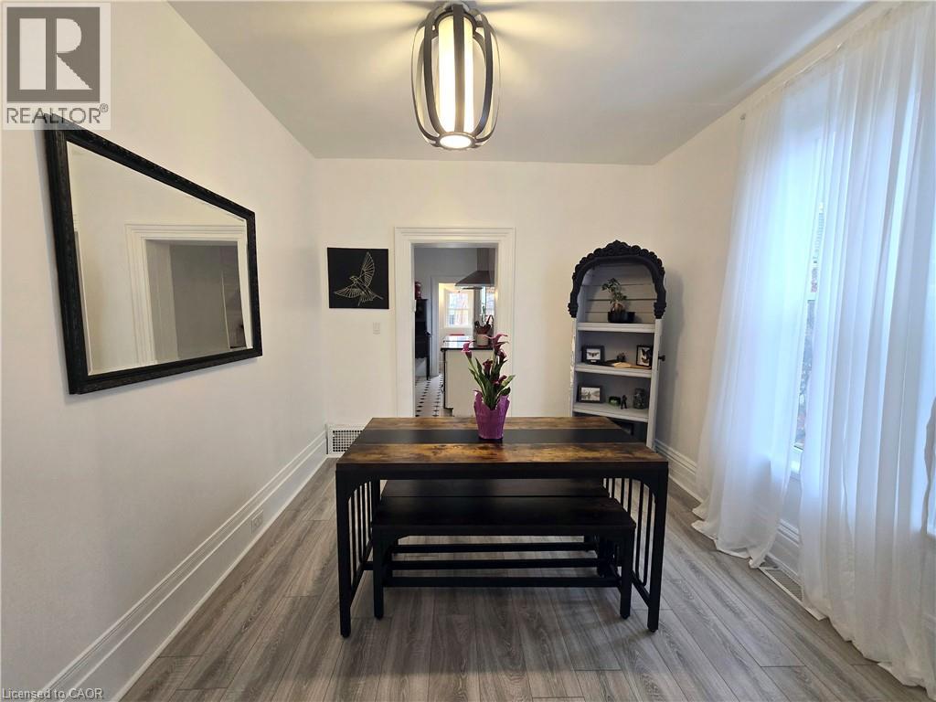 12 PEARL Street, Brantford, Ontario, N3T3N4 — Photo 7