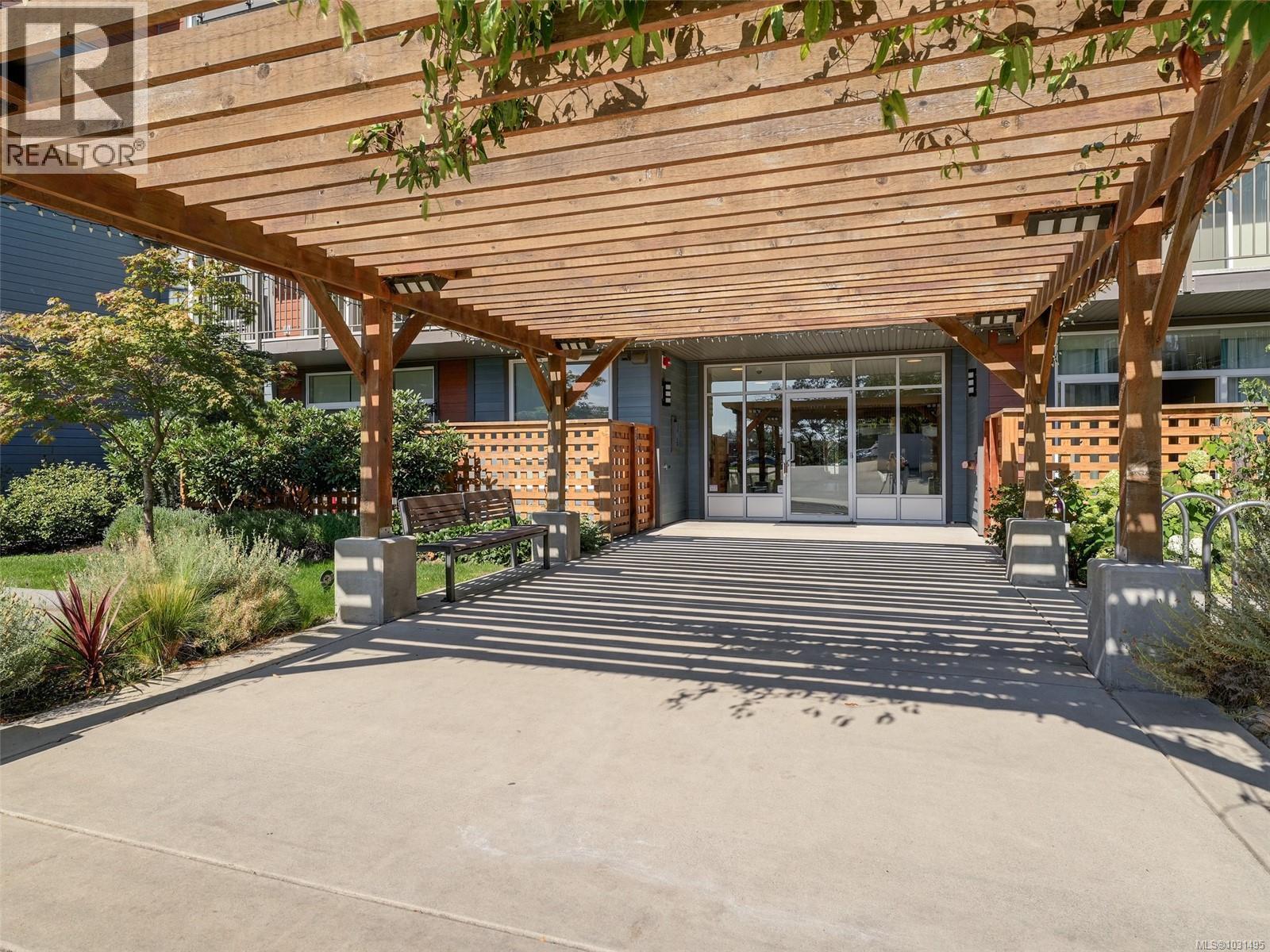 #212 110 PRESLEY PL - 22