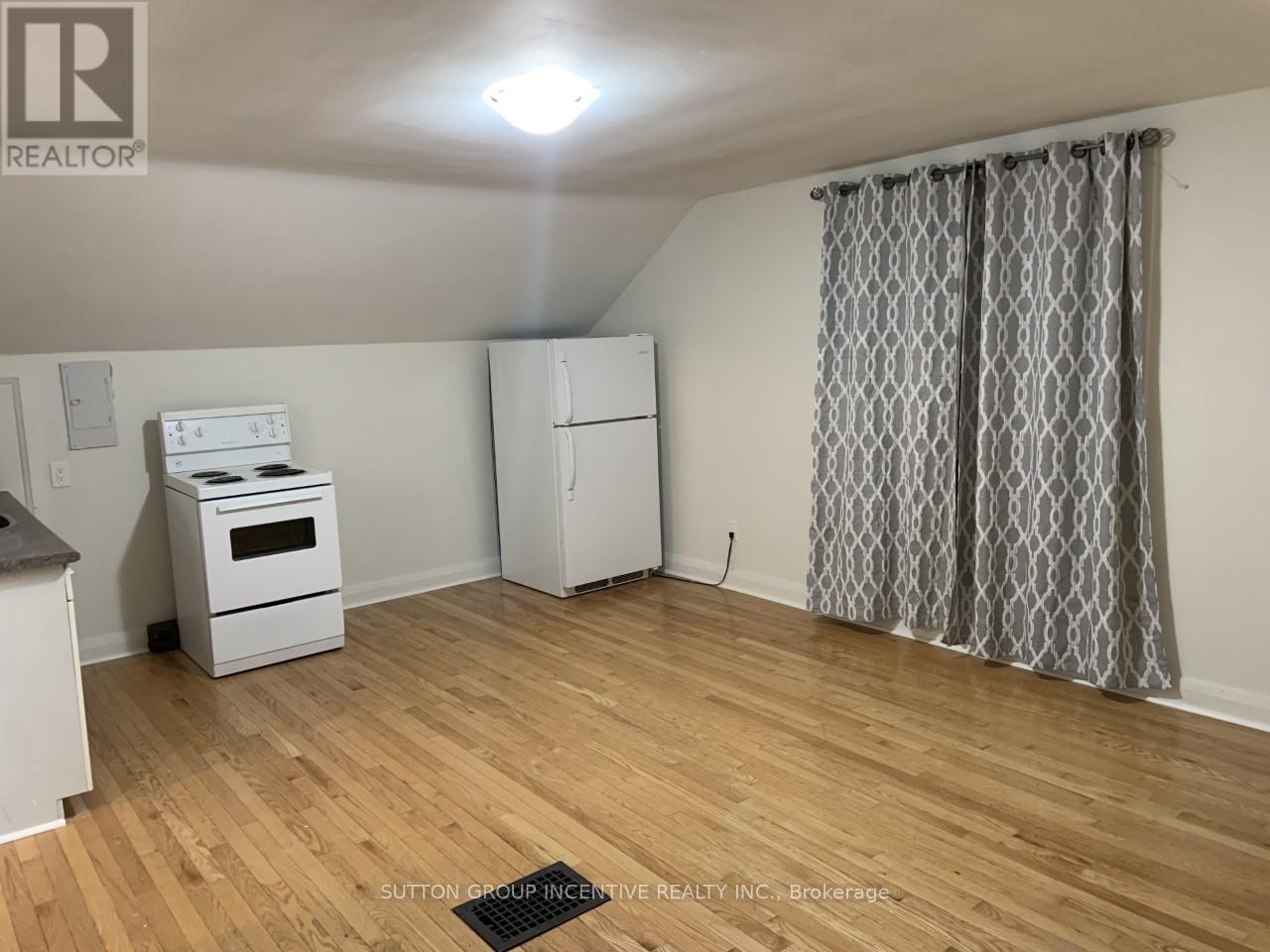 39 DONALD STREET - 30