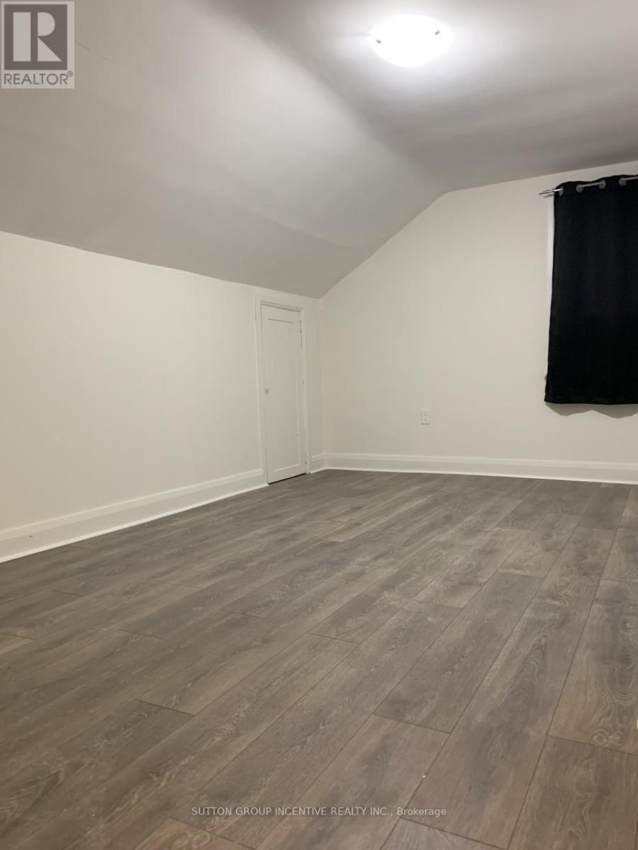 39 DONALD STREET - 31