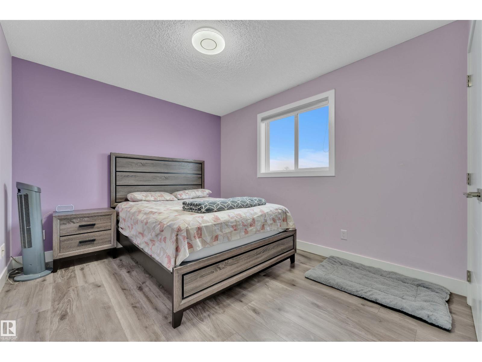 3212 29 AV NW NW, Edmonton