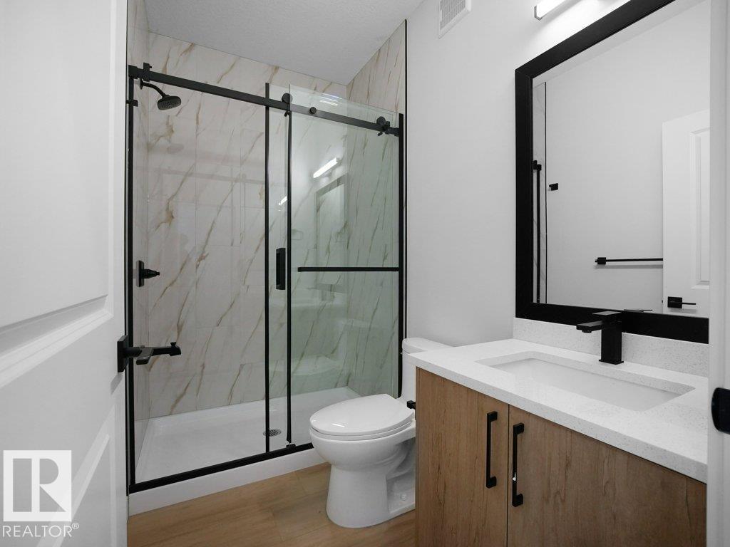 806 ELDERBERRY CO NW, Edmonton