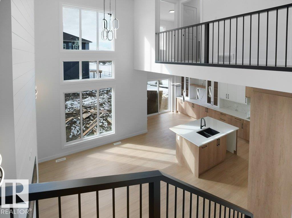 806 ELDERBERRY CO NW, Edmonton