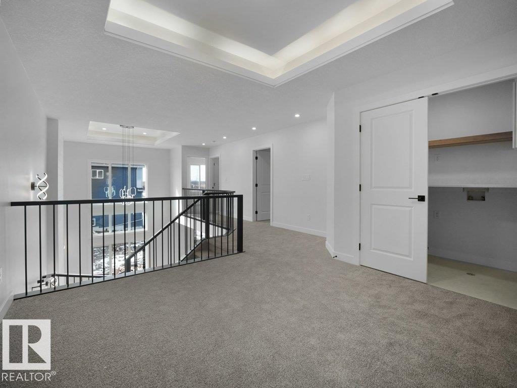 806 ELDERBERRY CO NW, Edmonton