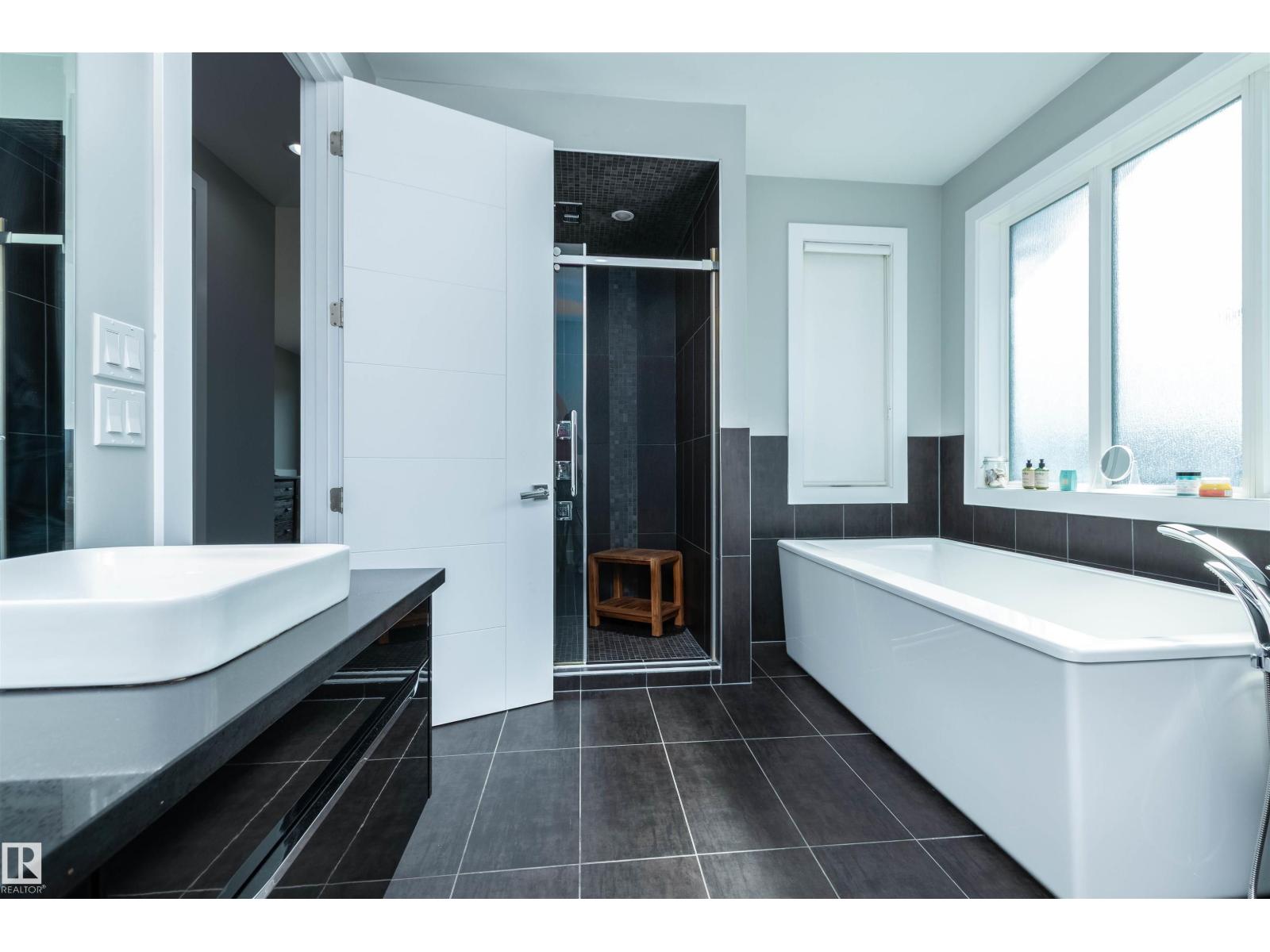 3706 64 ST, Beaumont