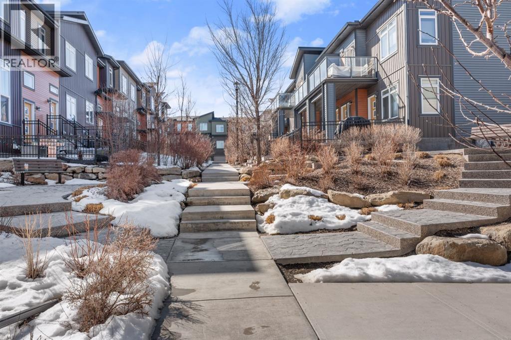 Single Family House for Sale in  Sage Bluff Circle NW Sage Hill Calgary 