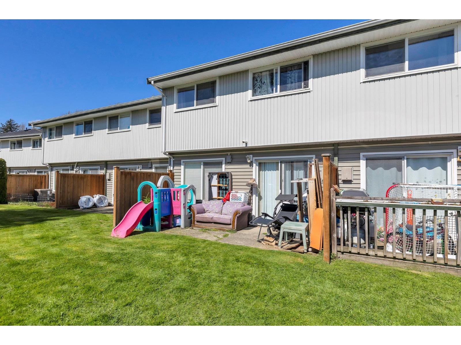 3 Bed, 1 Bath Apartment for Sale in Chilliwack – 107 45185 WOLFE ROAD, Chilliwack Proper West – MLS# R3111026 - Image 24