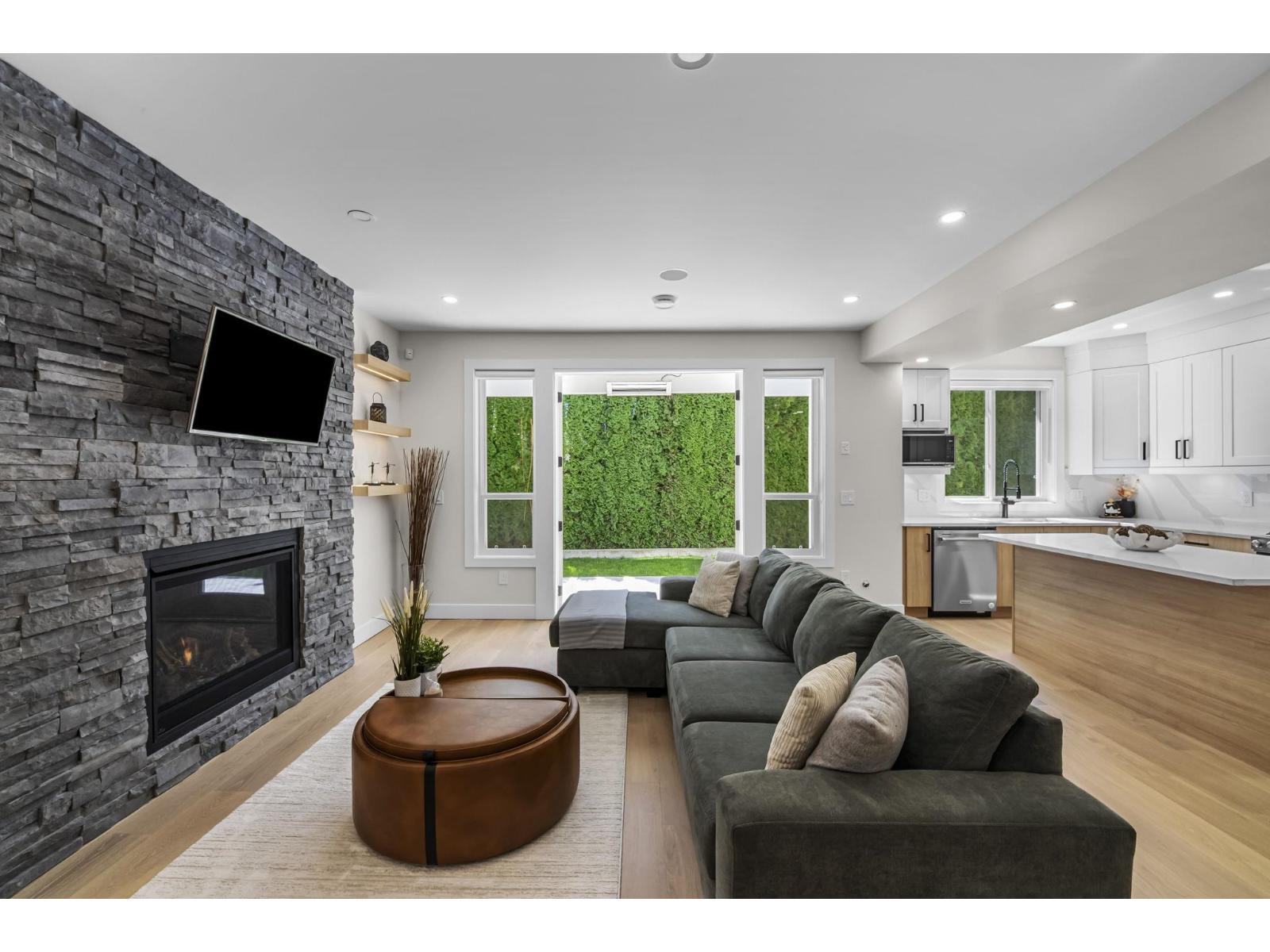 862 WILLOW PLACE, Harrison Hot Springs, Harrison Hot Springs