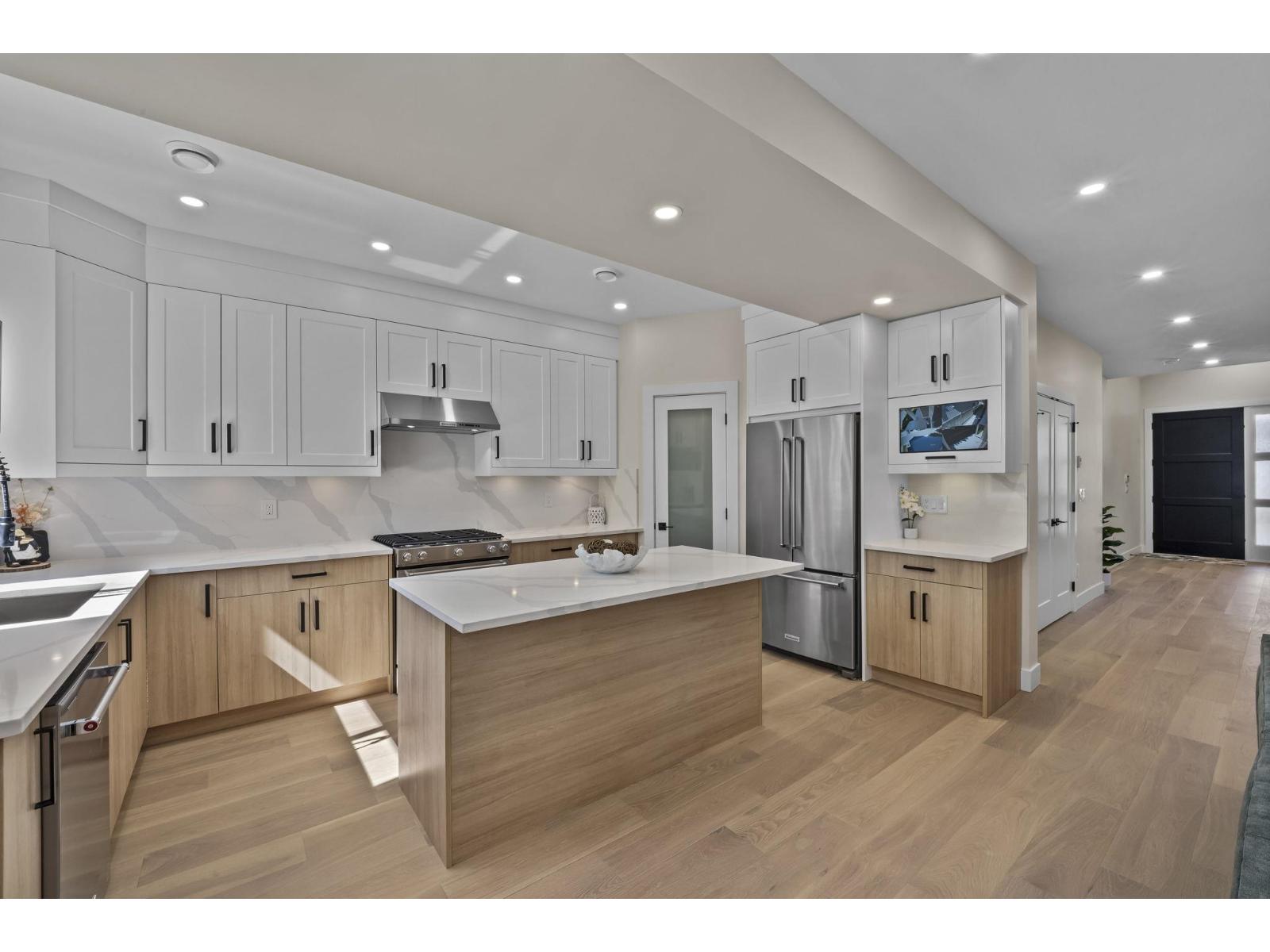 862 WILLOW PLACE, Harrison Hot Springs, Harrison Hot Springs