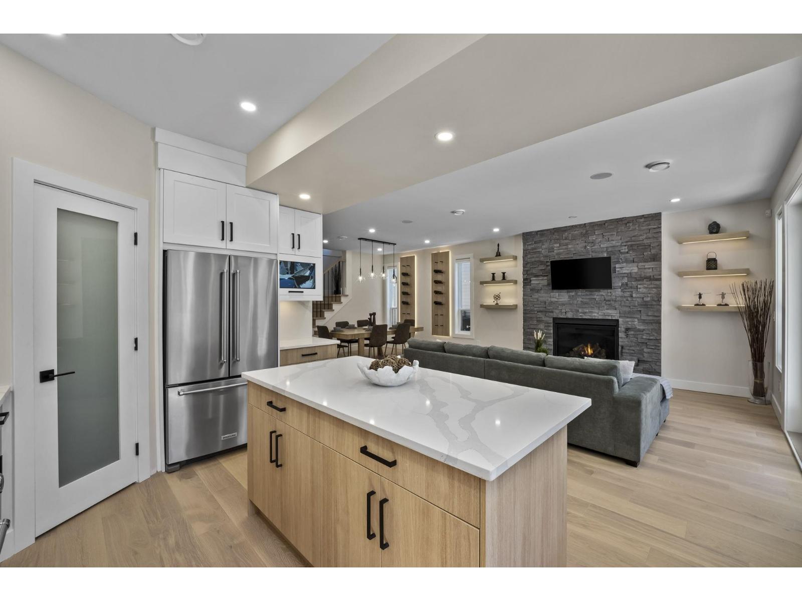 862 WILLOW PLACE, Harrison Hot Springs, Harrison Hot Springs