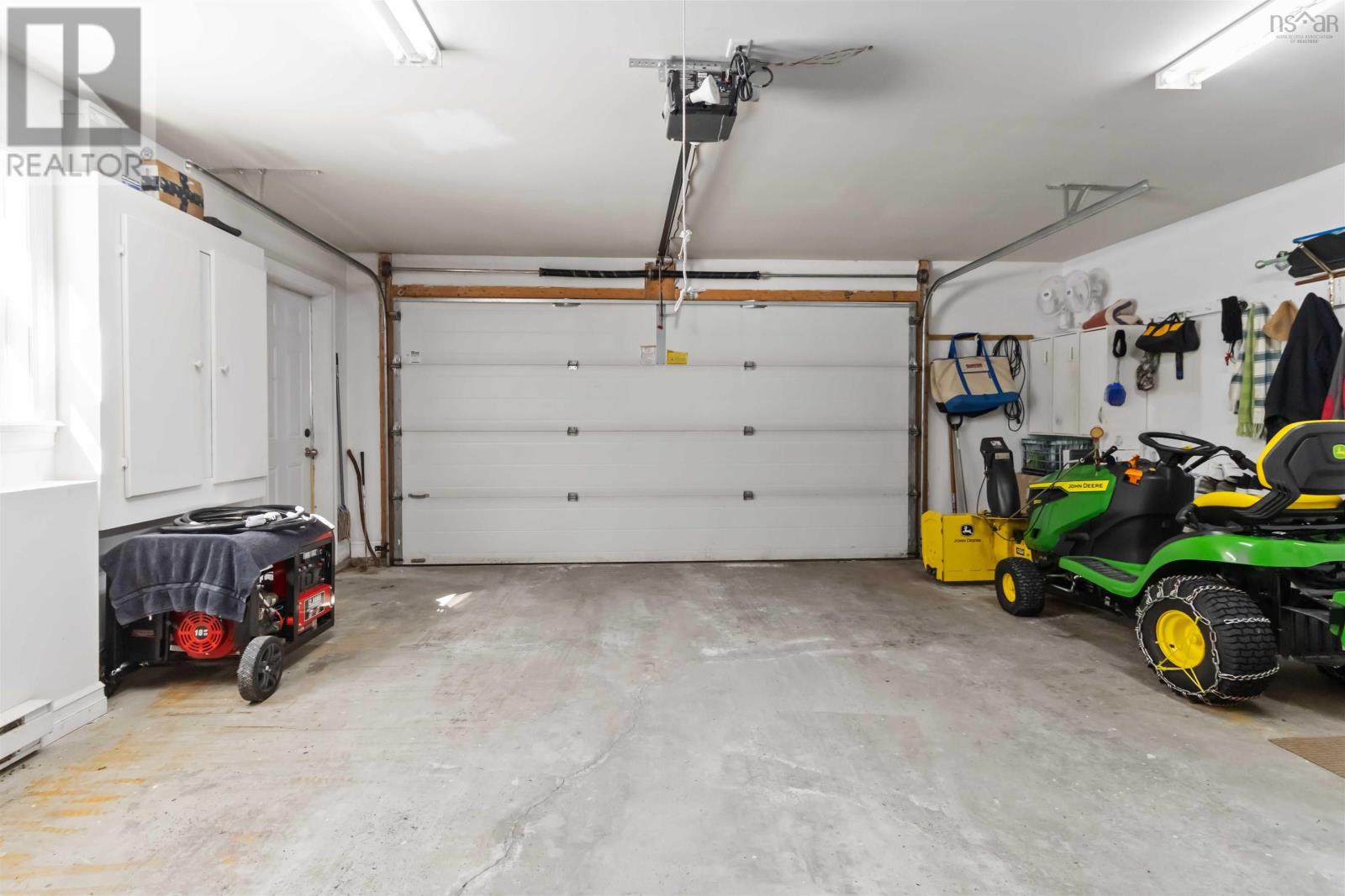 Property 36 of 47 of 426 Heatherglen Drive