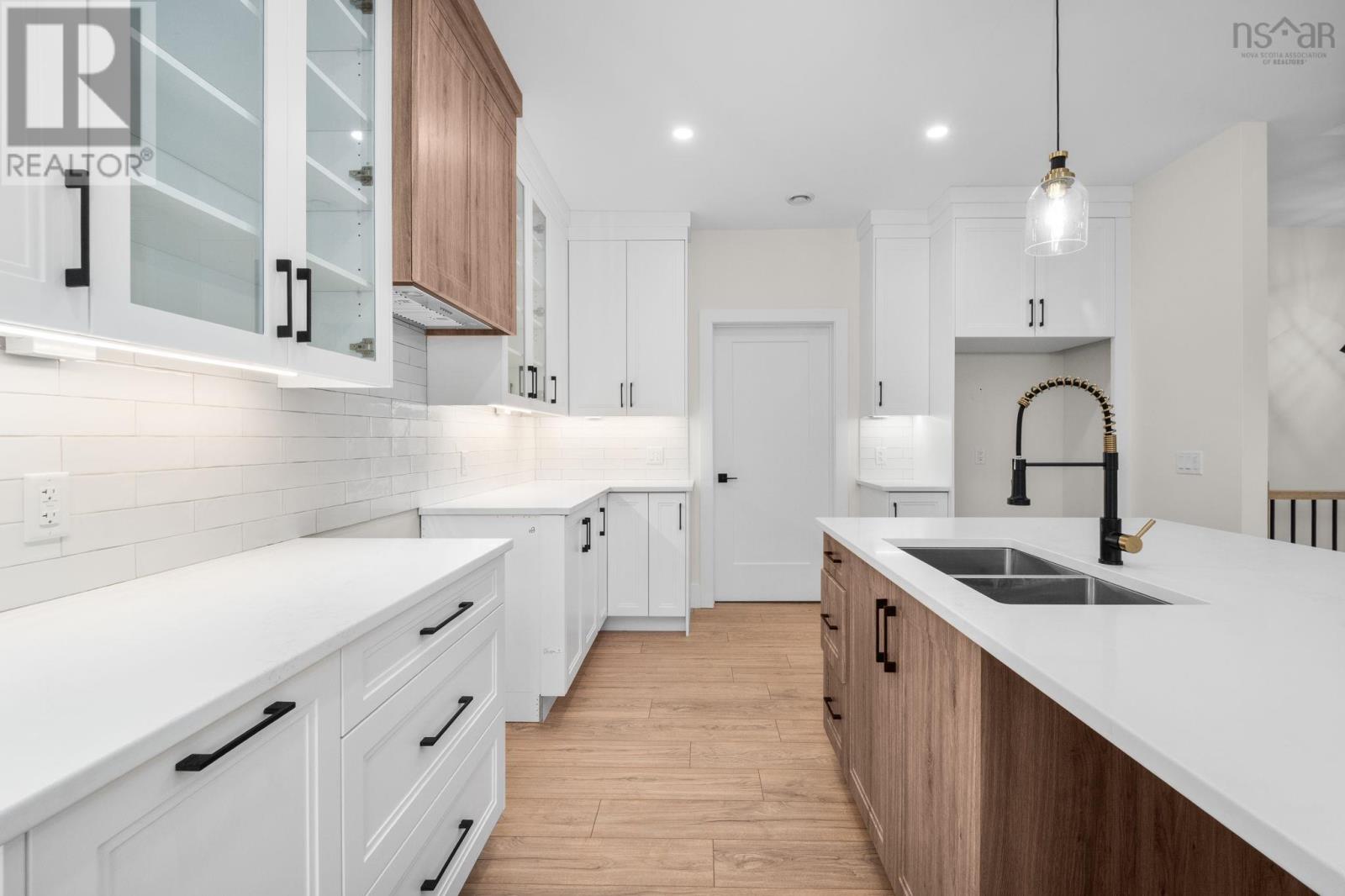 Property 13 of 49 of 66 Osprey Ridge