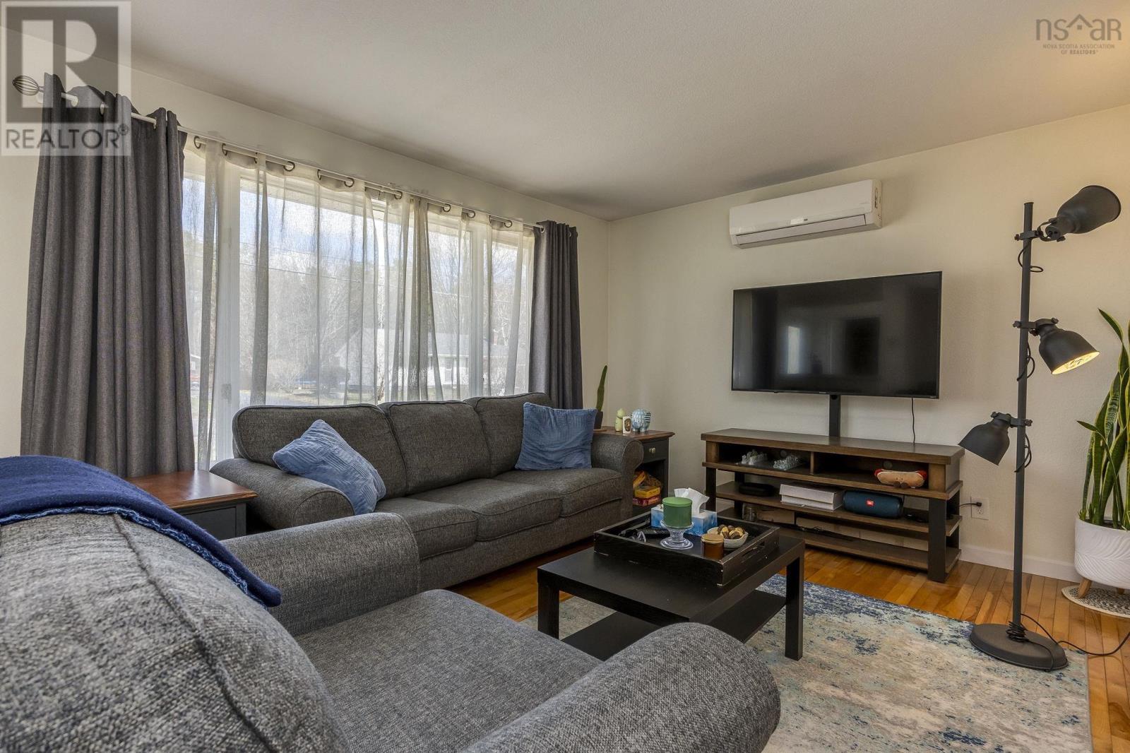 Property 8 of 44 of 1477 Palmer Drive