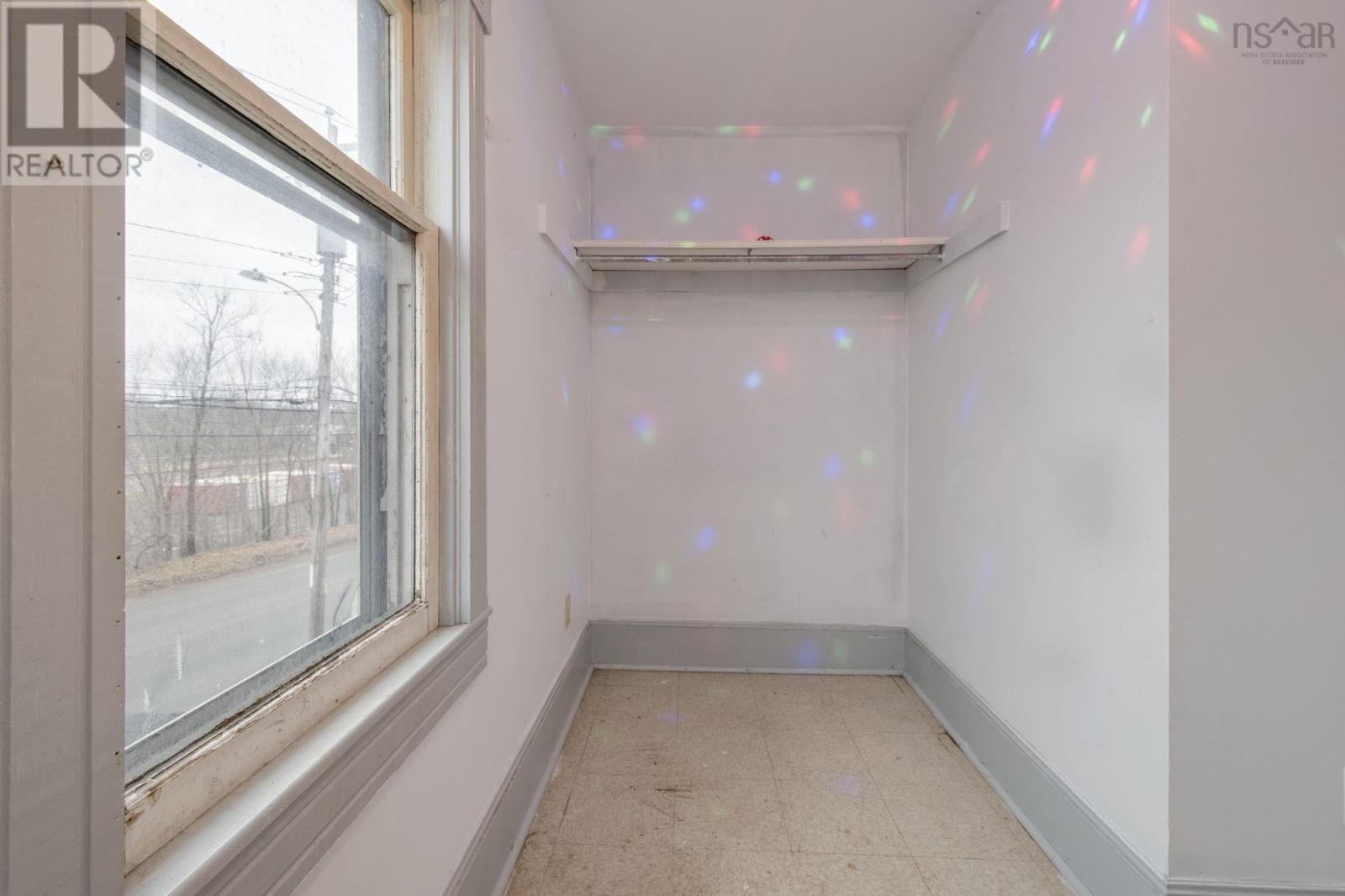 Property 23 of 48 of 1132 Prince Street