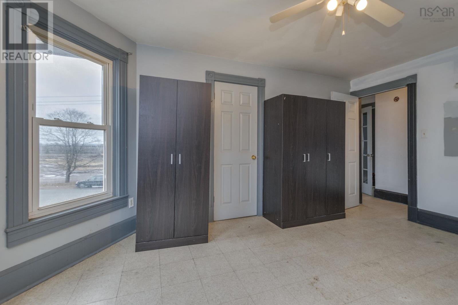 Property 30 of 48 of 1132 Prince Street