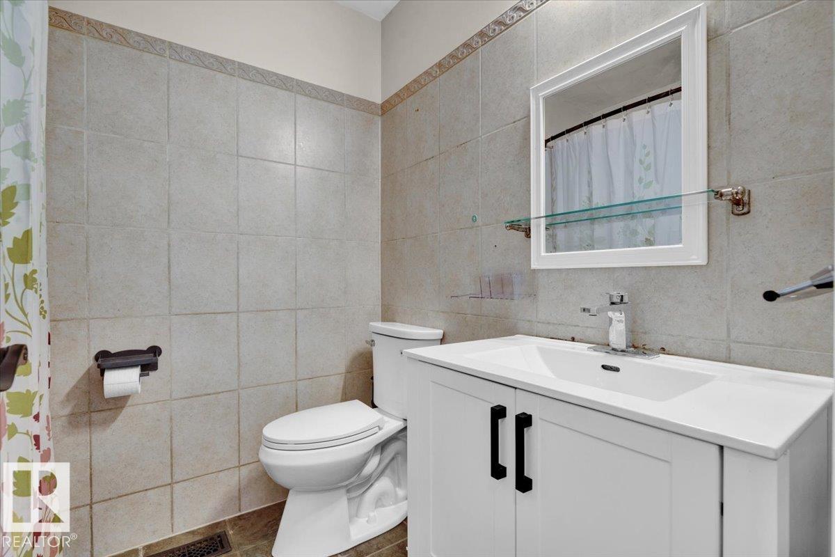 10027 173 AV NW, Edmonton