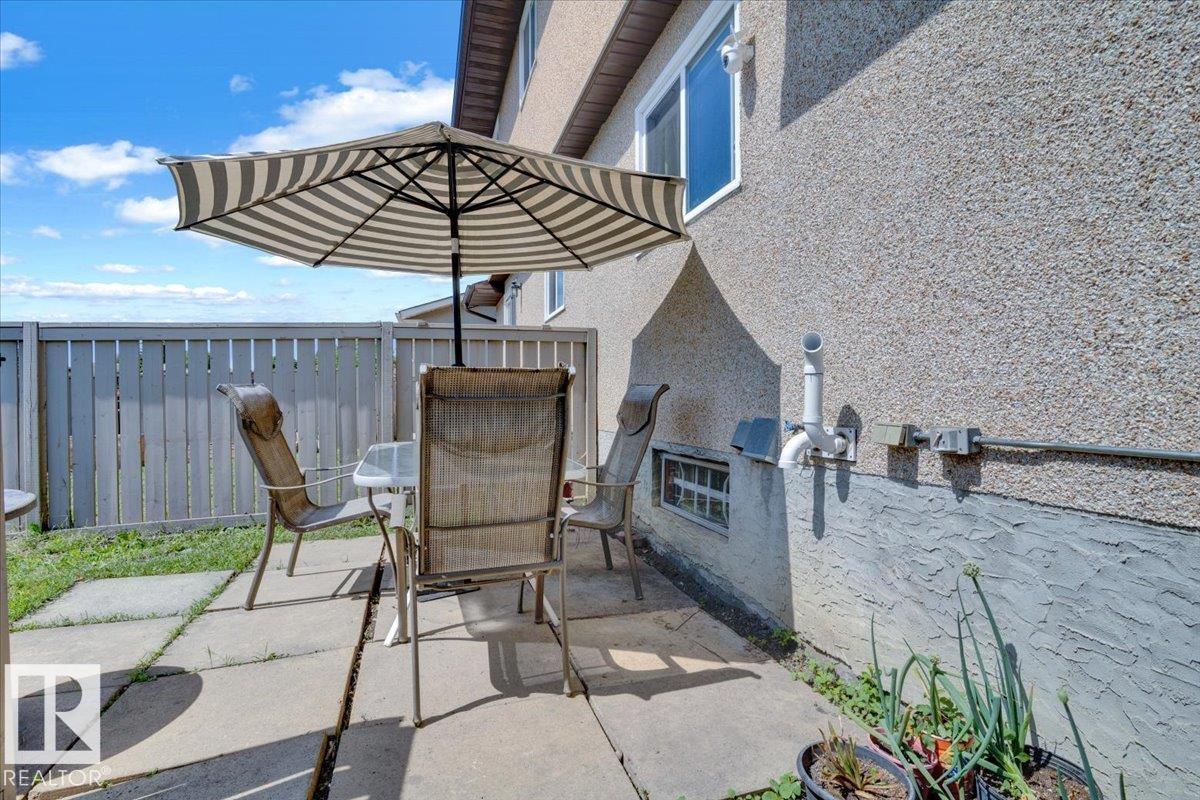 10027 173 AV NW, Edmonton