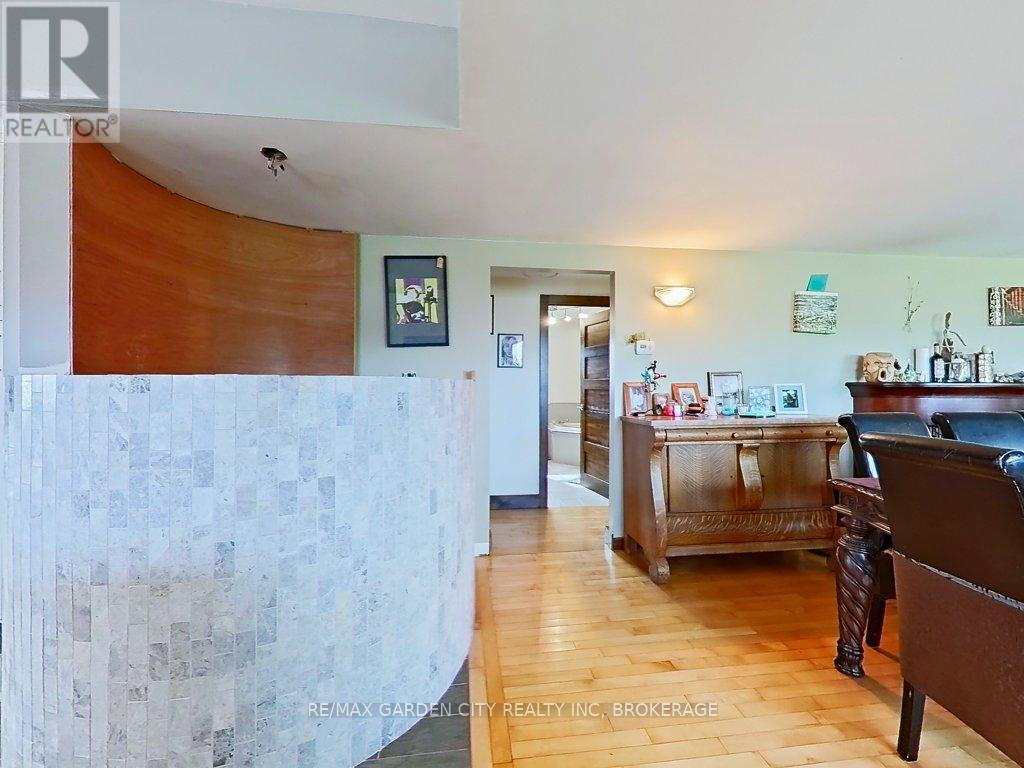1030 METLER ROAD - 12