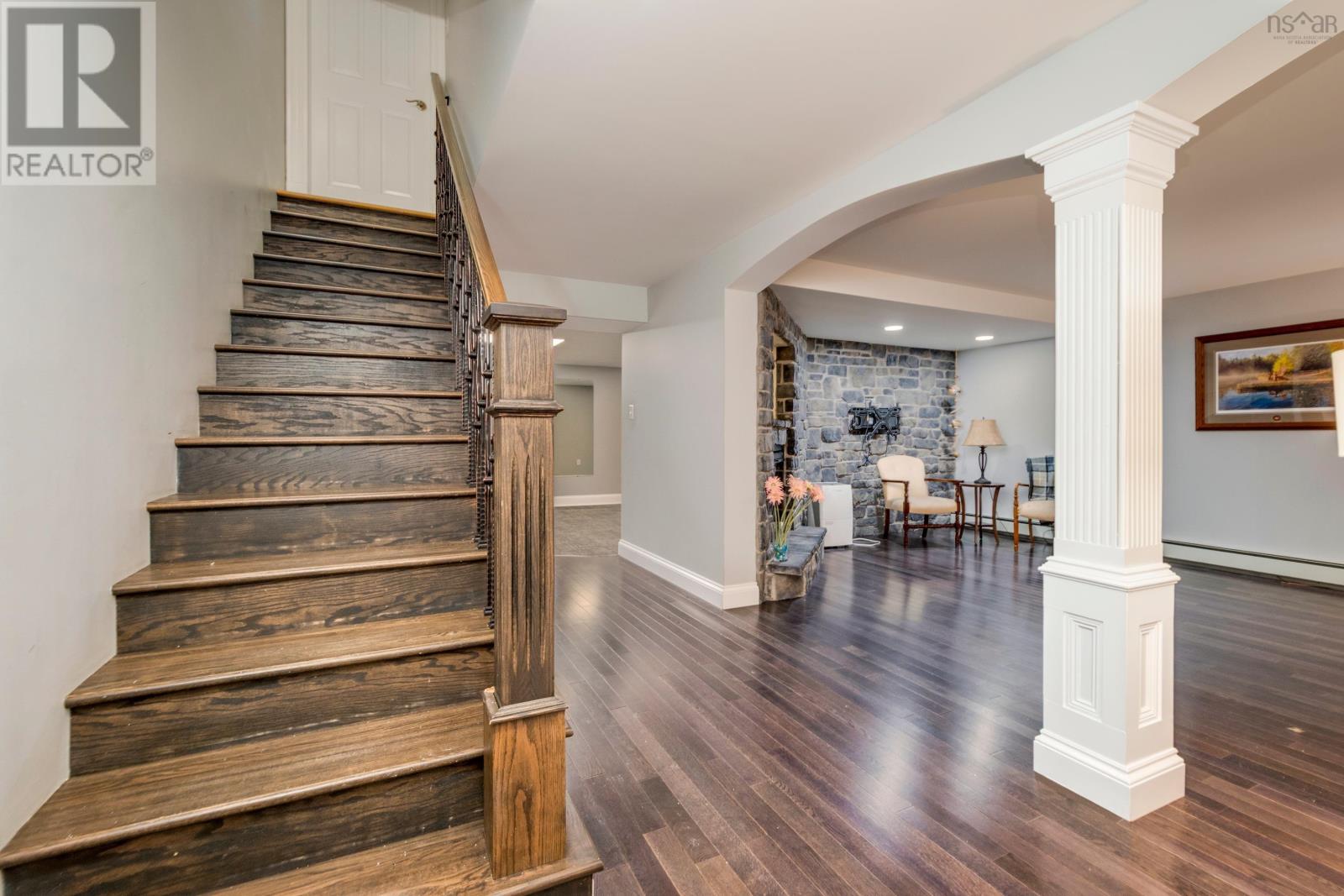 Property 30 of 32 of 133 Raptor Way