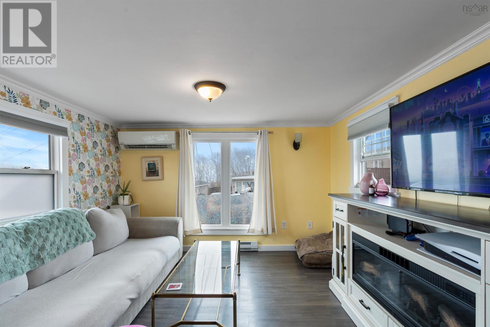 Property 11 of 19 of 7 Hillside Drive