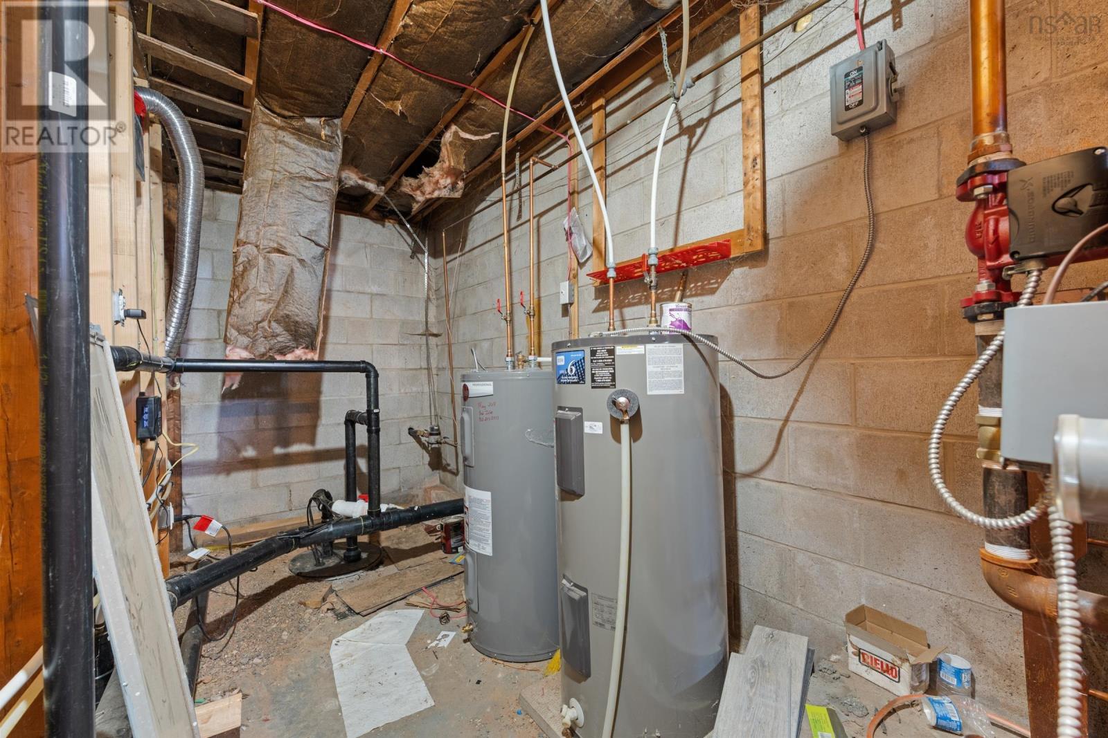 Property 36 of 36 of 84 Third Avenue