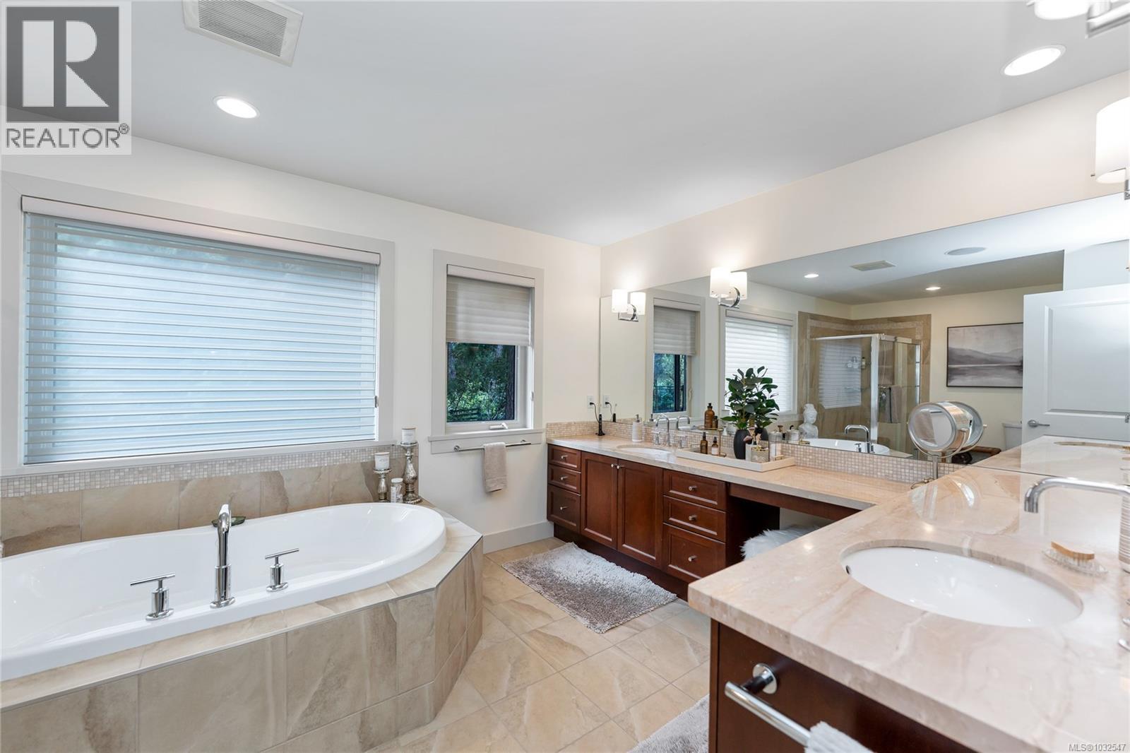 759 Sea Dr - 40