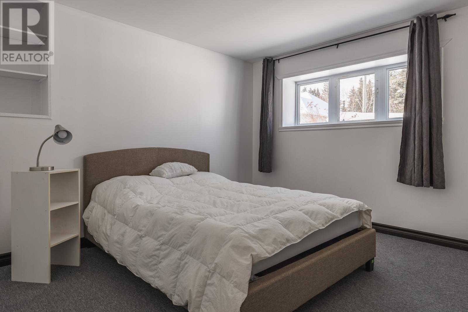 17 BISHOP AVENUE - 12