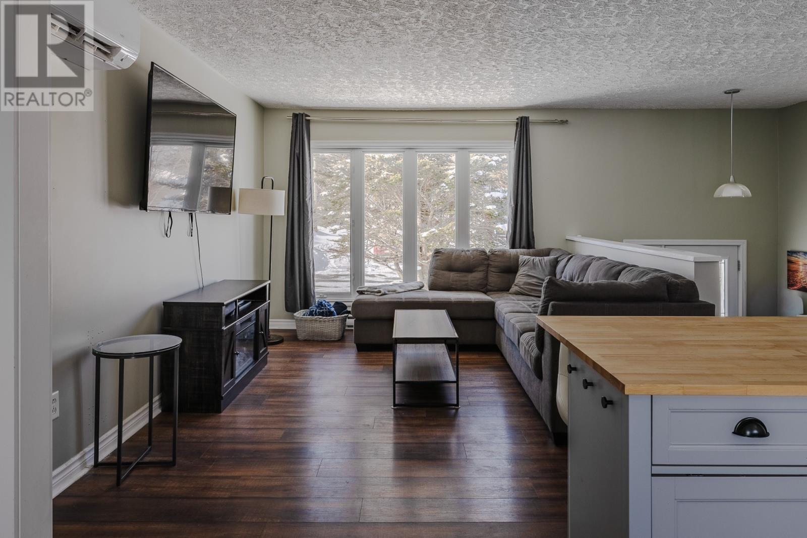 17 BISHOP AVENUE - 5