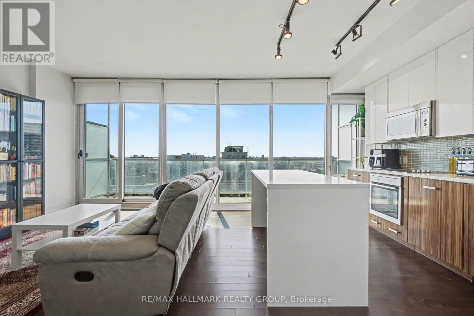 #1208 300 LISGAR STREET - 12