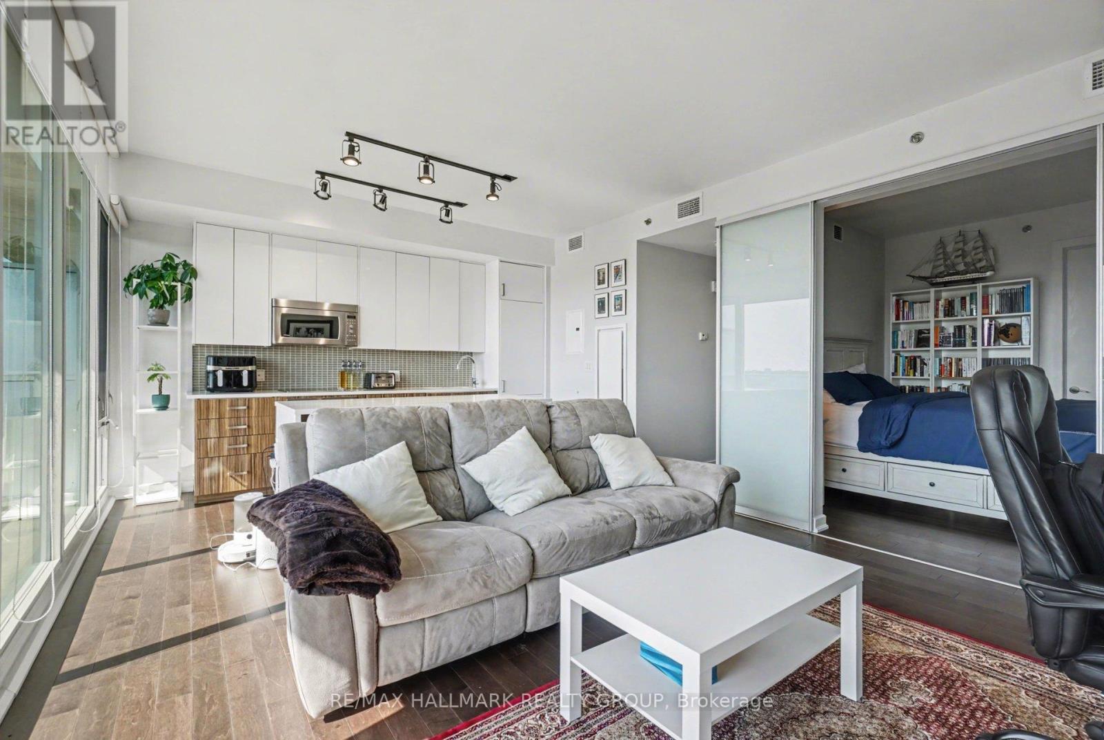 #1208 300 LISGAR STREET - 13