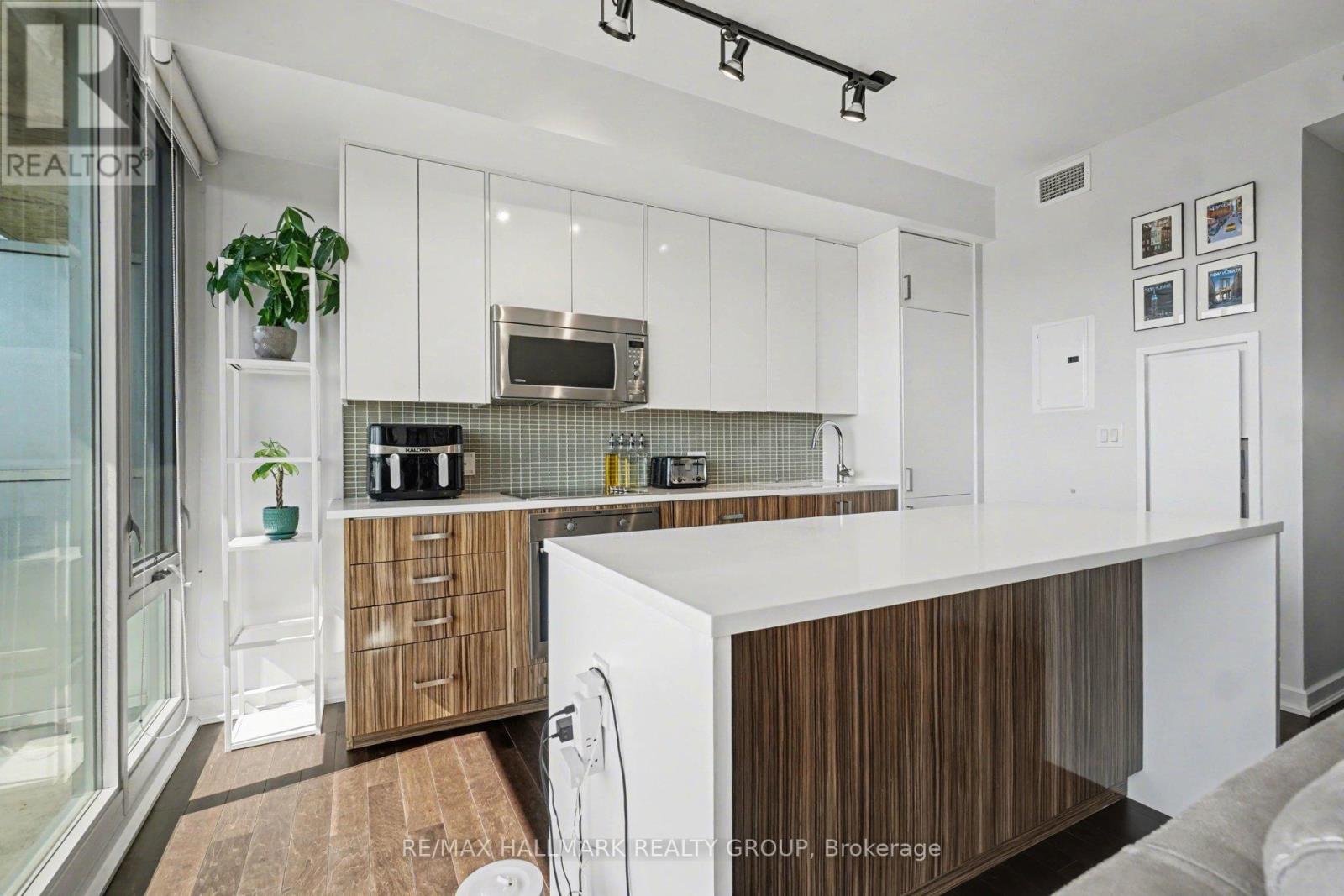 #1208 300 LISGAR STREET - 5