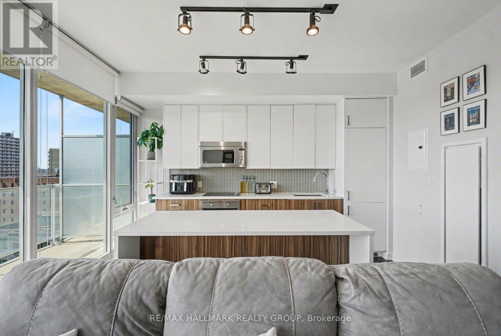 #1208 300 LISGAR STREET - 6