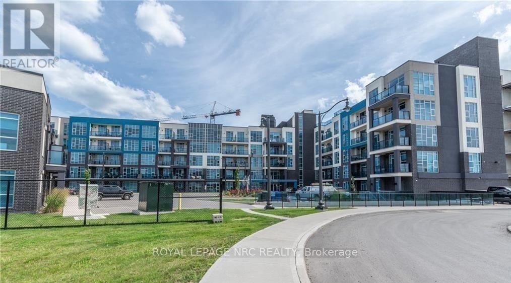 207 - 10 CONCORD PLACE