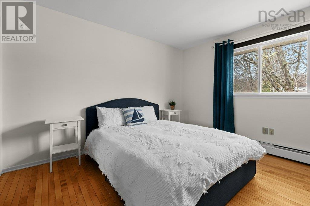 Property 31 of 48 of 11 Robina Drive