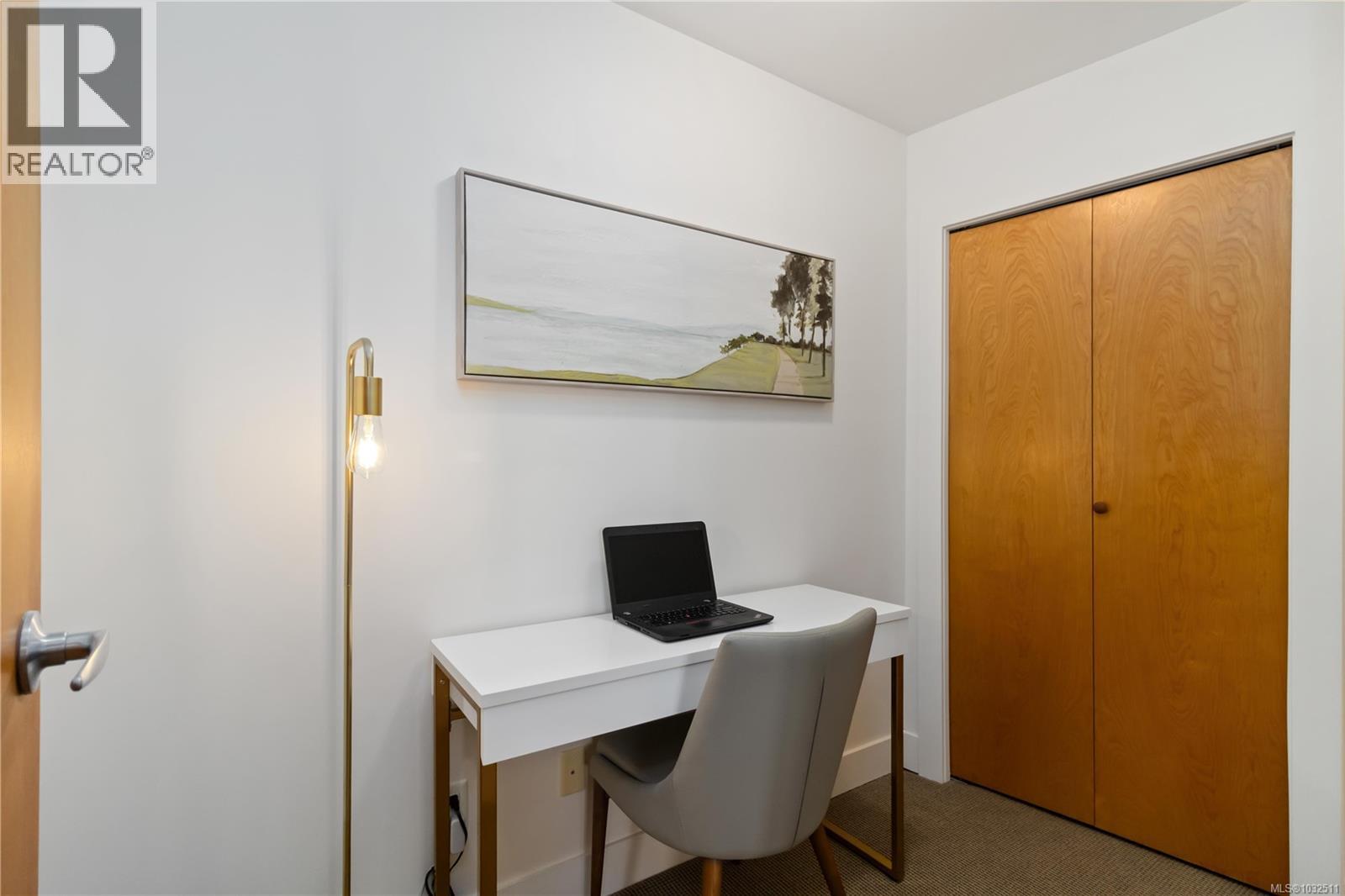 407 2745 Veterans Memorial Pkwy, Langford