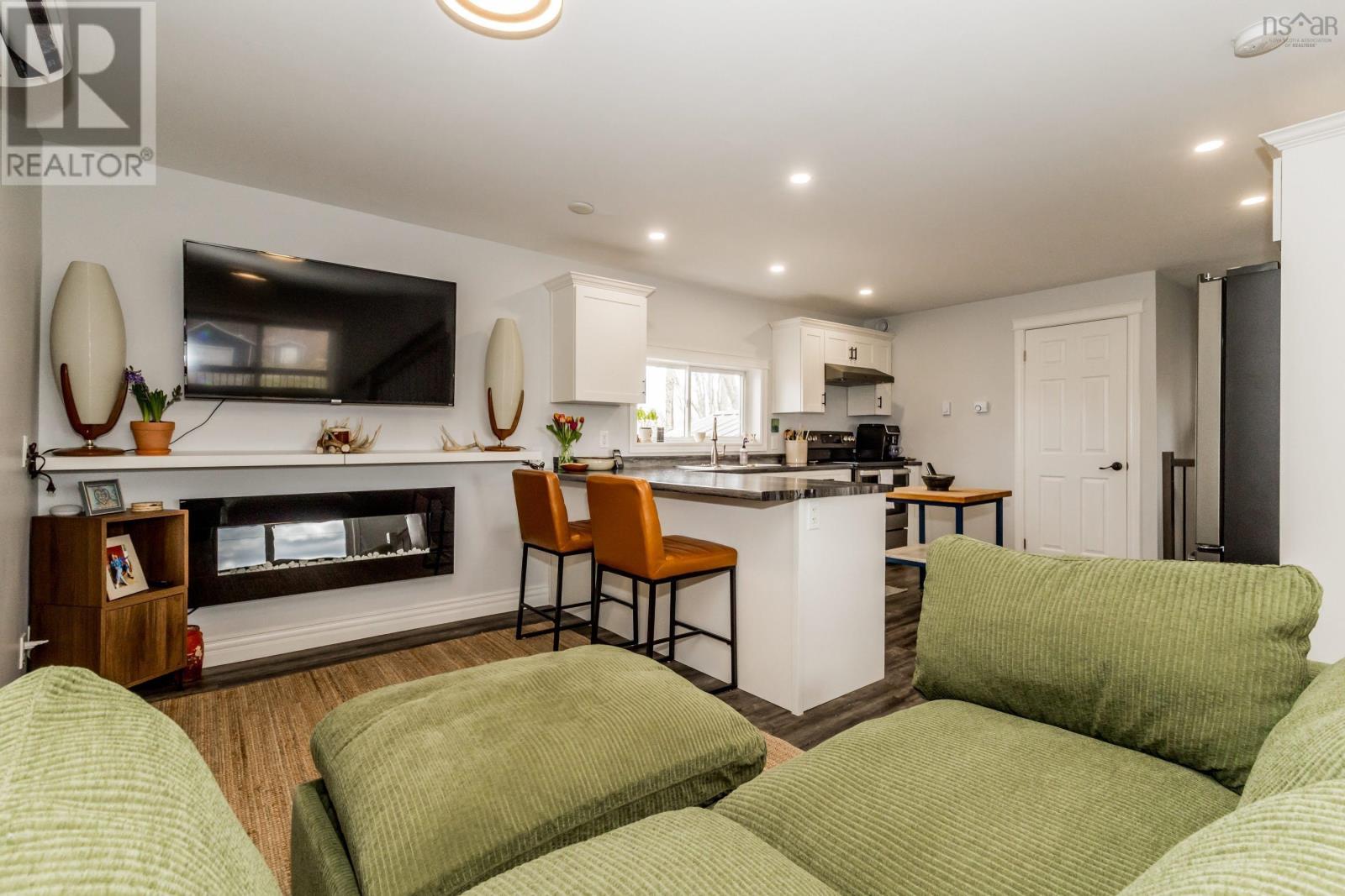 Property 20 of 50 of 701 Brooklyn Street