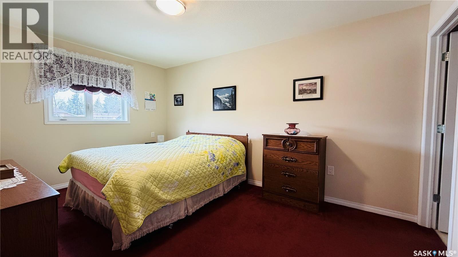 15B Downing DRIVE — photo 12