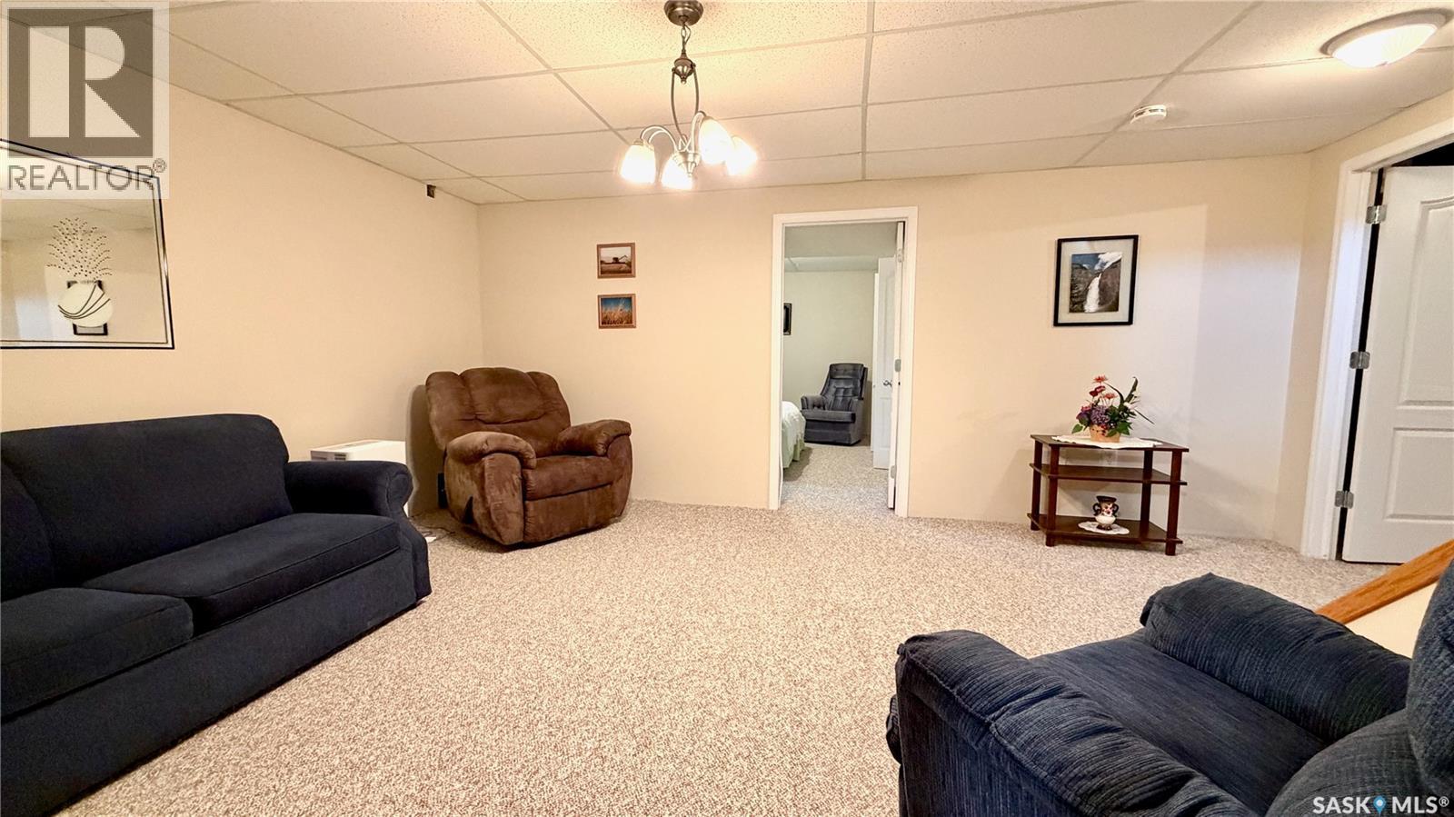 15B Downing DRIVE — photo 19
