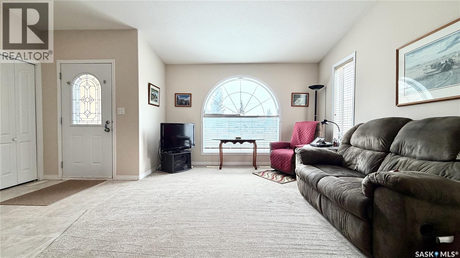 15B Downing DRIVE - photo 3