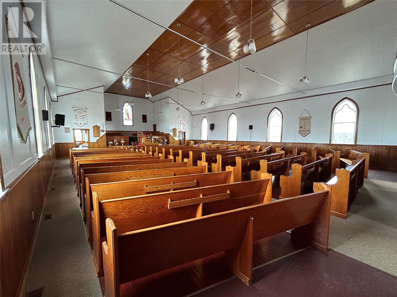 122 MAIN STREET - 10