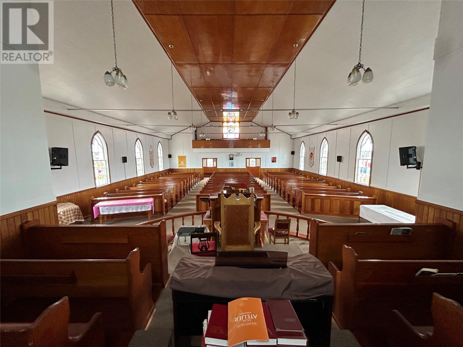 122 MAIN STREET - 14