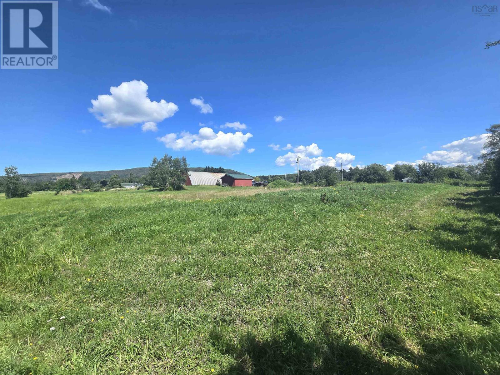 Property 24 of 32 of 33 Parker Mountain Road