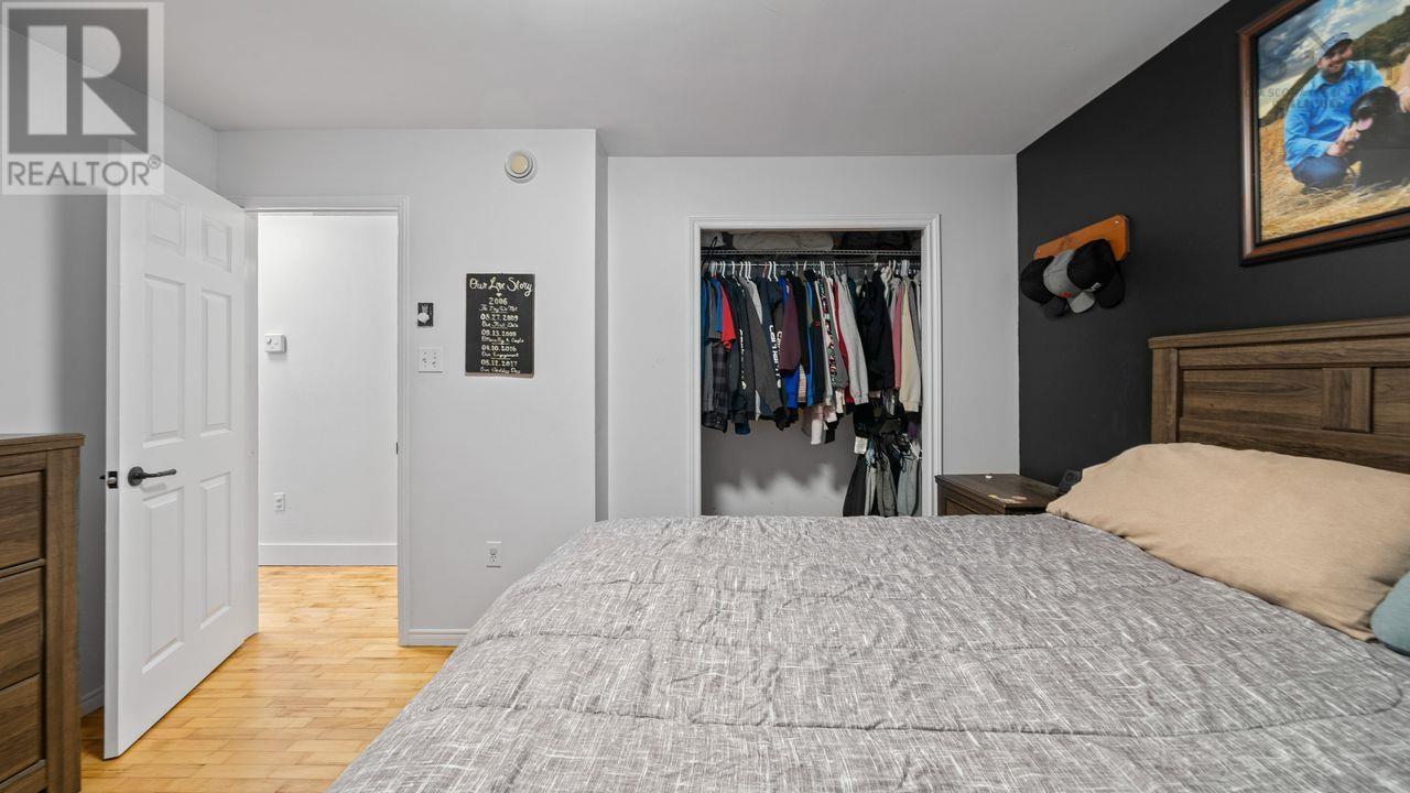 Property 29 of 49 of 27 Earl Court